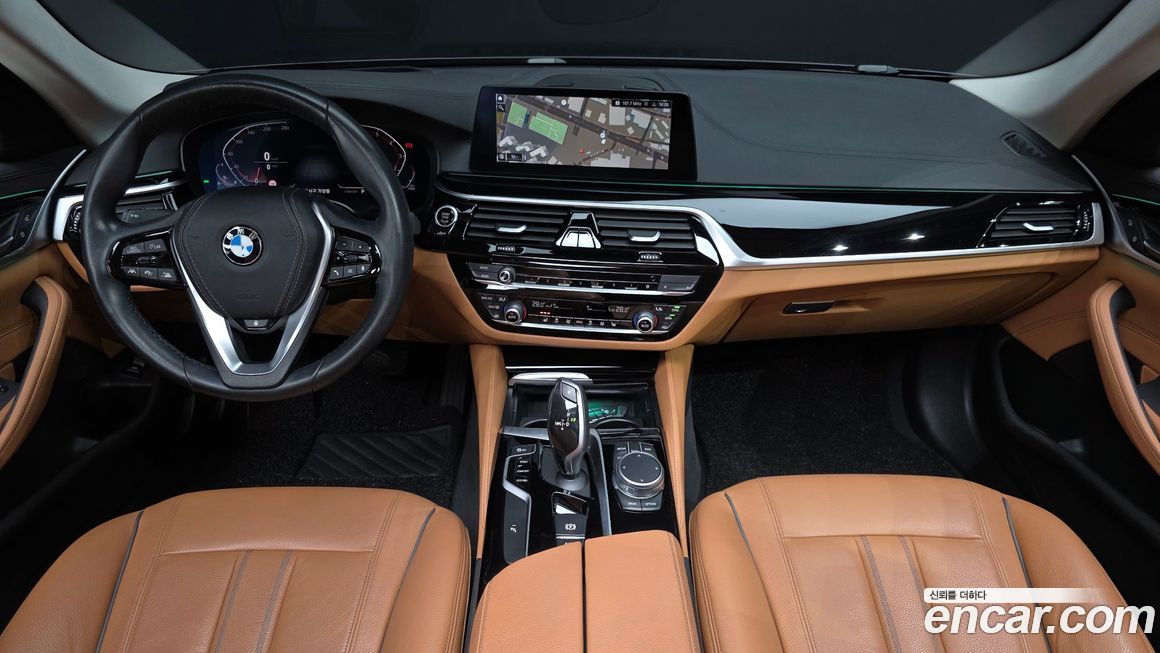 BMW 5-Series 2020