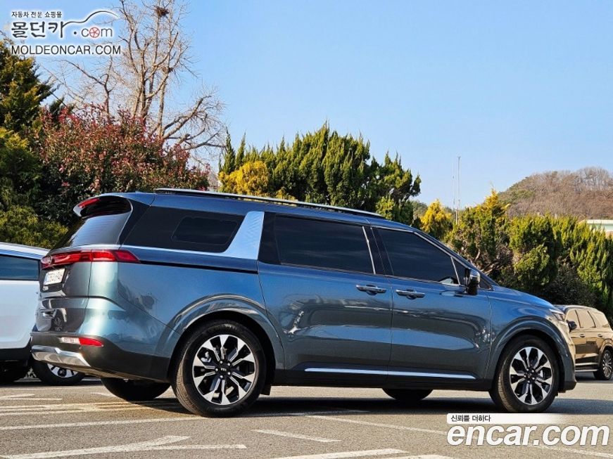 Kia Canival 2021