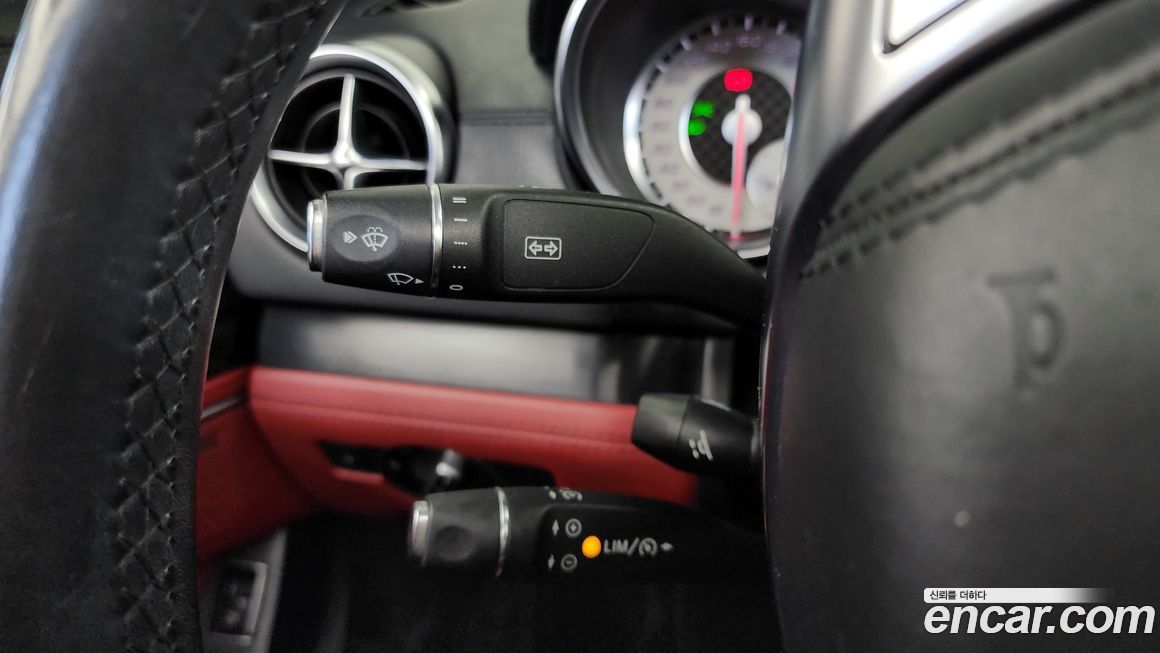 Mercedes-Benz SL-Class 2015