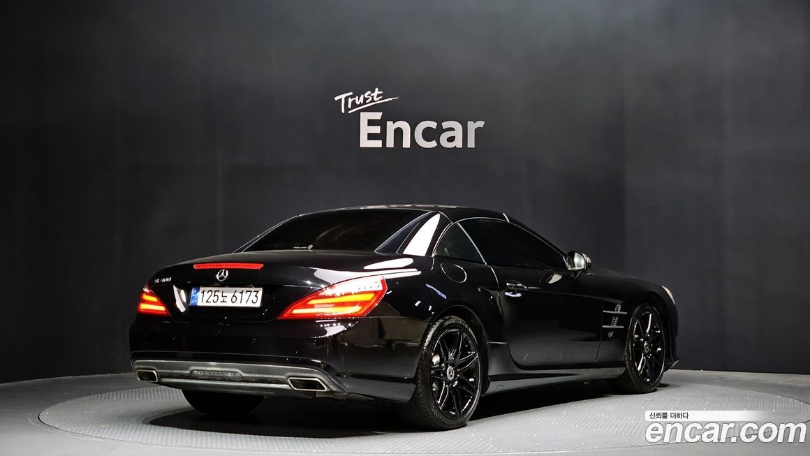 Mercedes-Benz SL-Class 2015