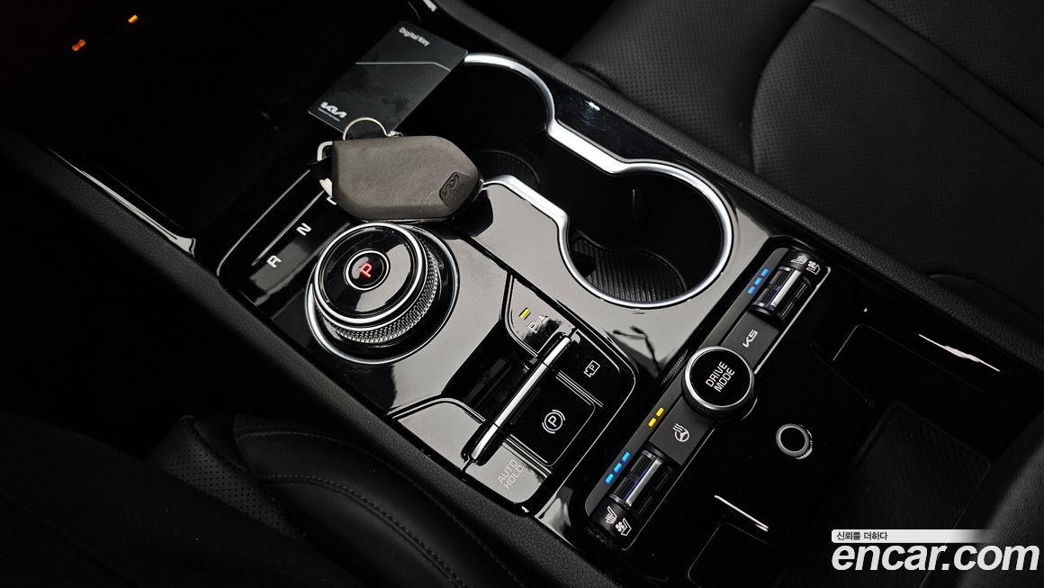 Kia K5 2025