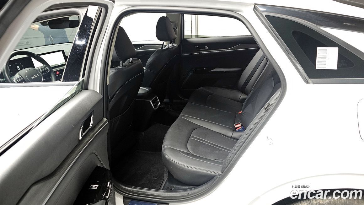 Kia K5 2025