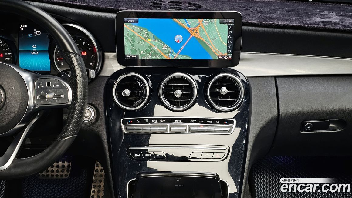 Mercedes-Benz C-Class 2019