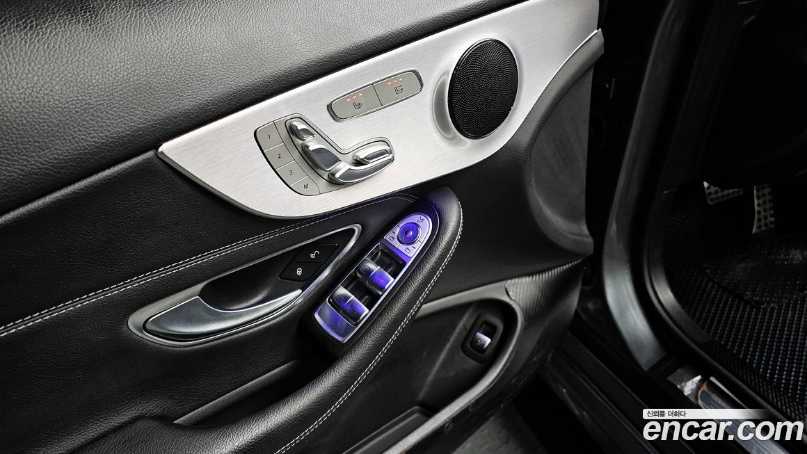 Mercedes-Benz C-Class 2019