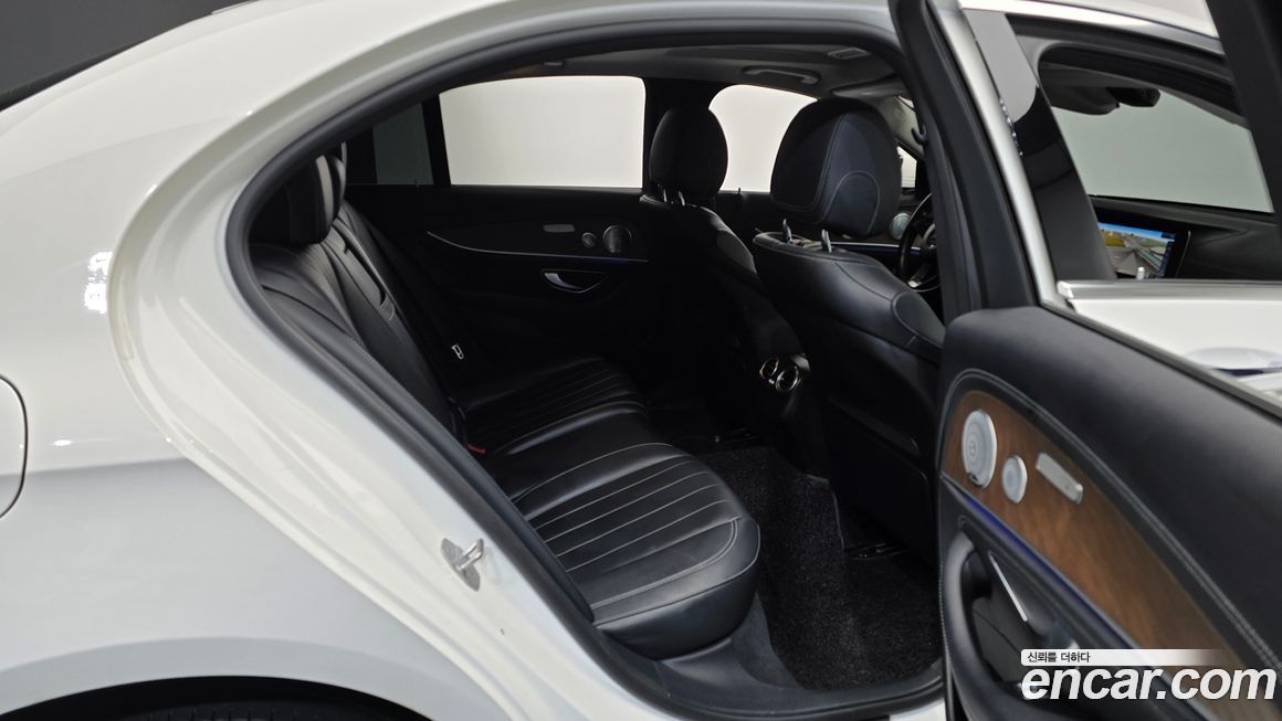 Mercedes-Benz E-Class 2018