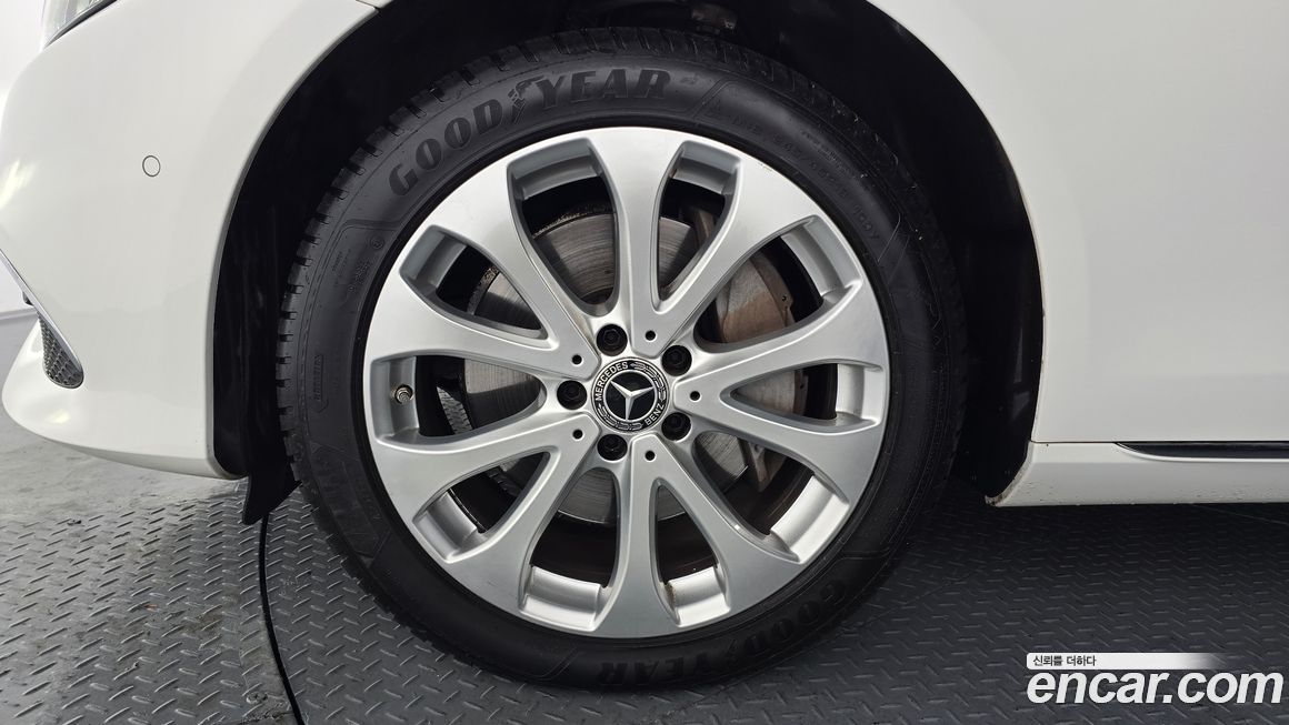 Mercedes-Benz E-Class 2018