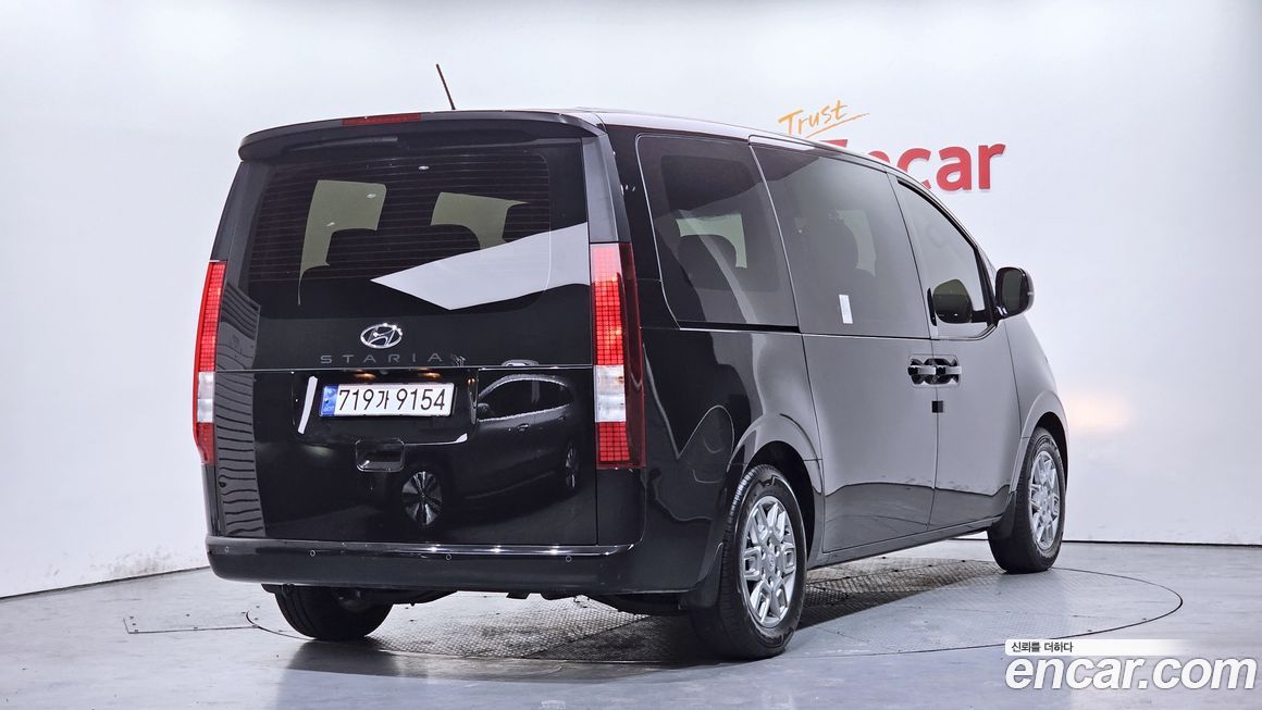 Hyundai Staria 2024