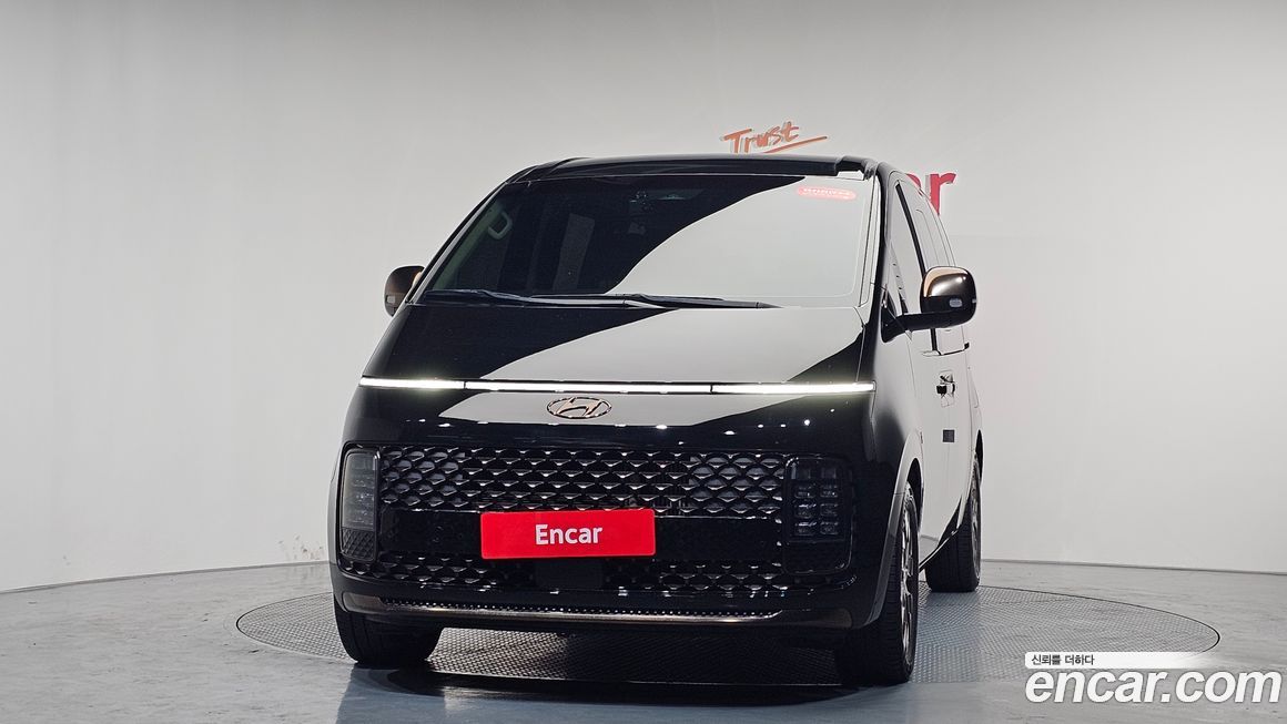 Hyundai Staria 2023