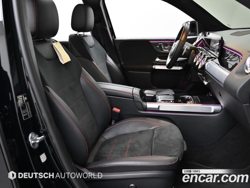 Mercedes-Benz GLB-Class 2021