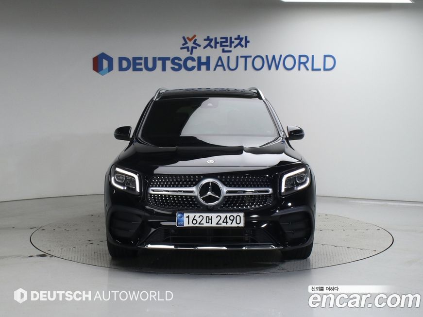 Mercedes-Benz GLB-Class 2021