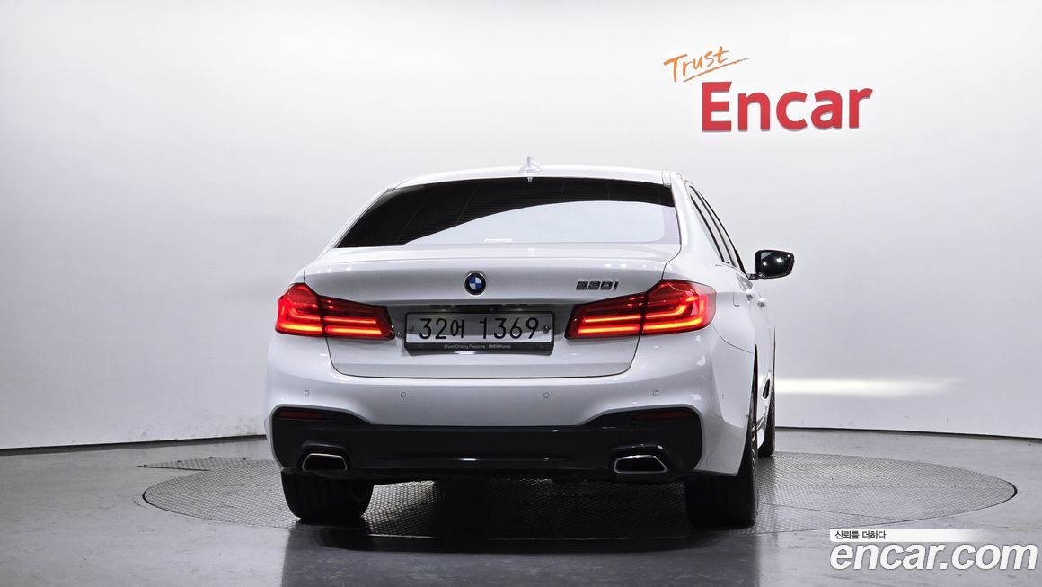 BMW 5-Series 2019
