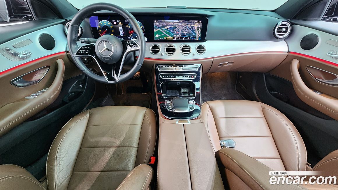 Mercedes-Benz E-Class 2021