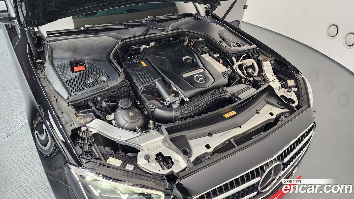 Mercedes-Benz E-Class 2021