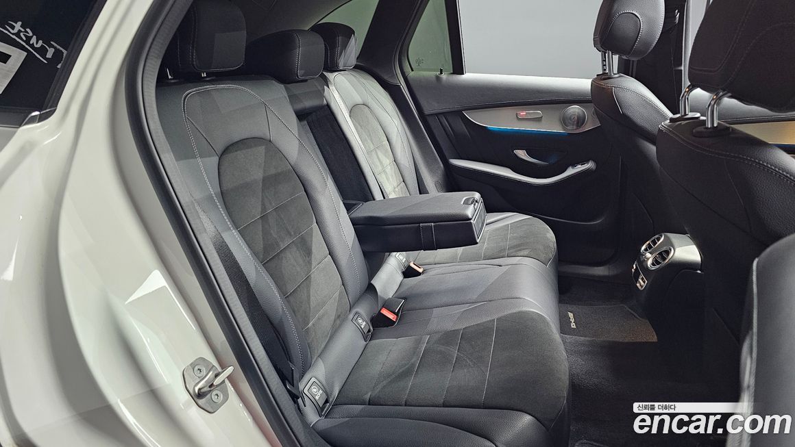 Mercedes-Benz GLC-Class 2019