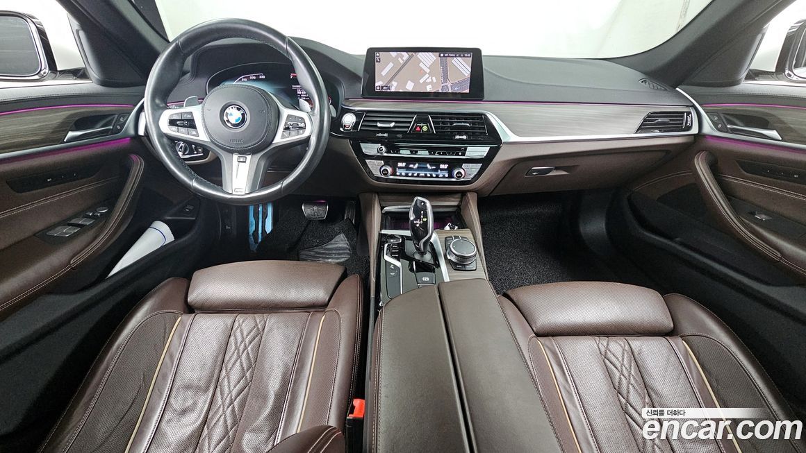 BMW 5-Series 2020