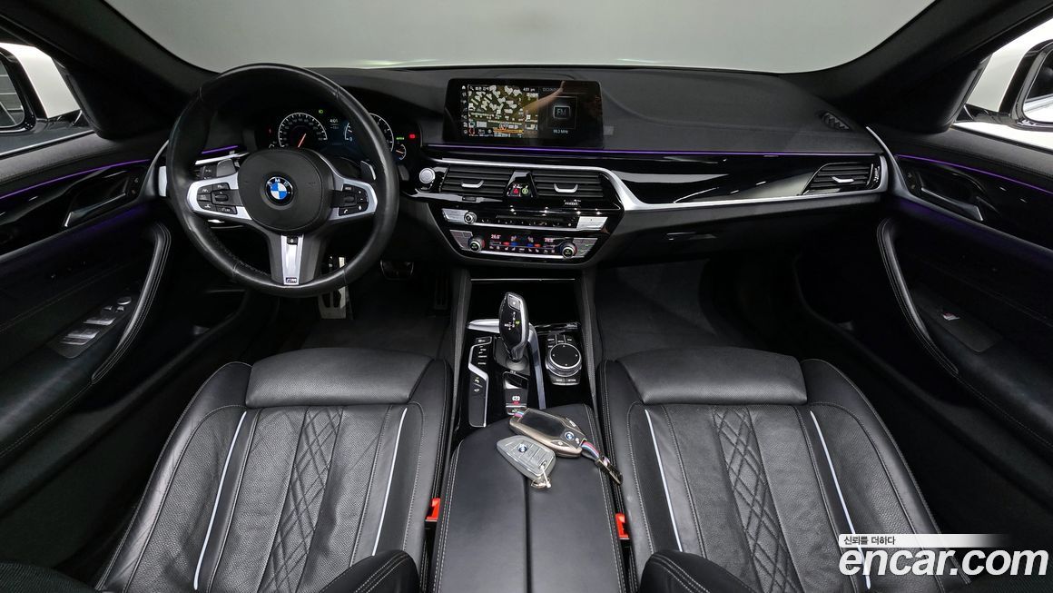 BMW 5-Series 2019