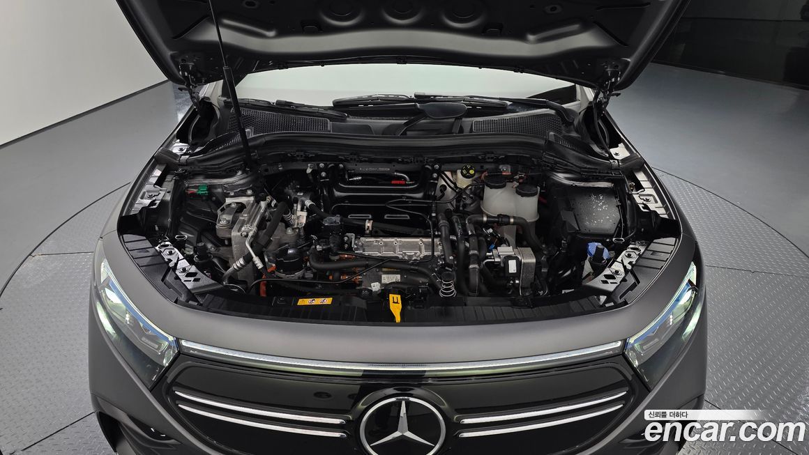 Mercedes-Benz EQA 2023