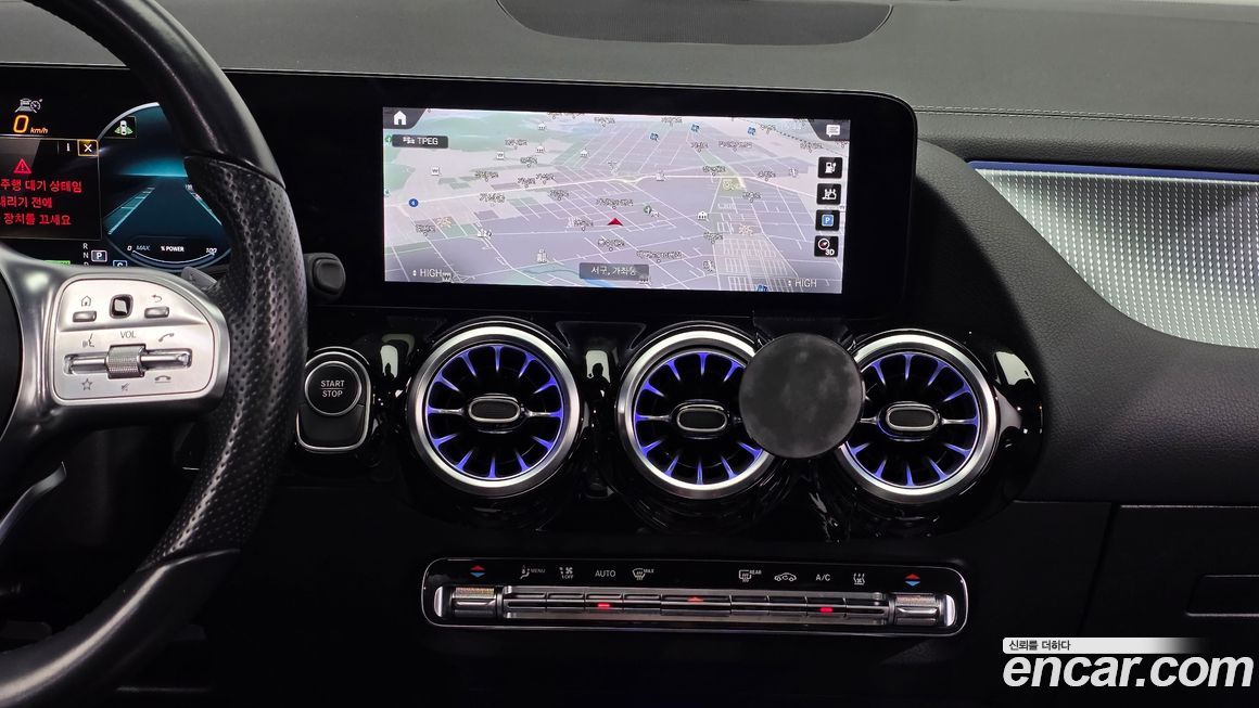 Mercedes-Benz EQA 2023