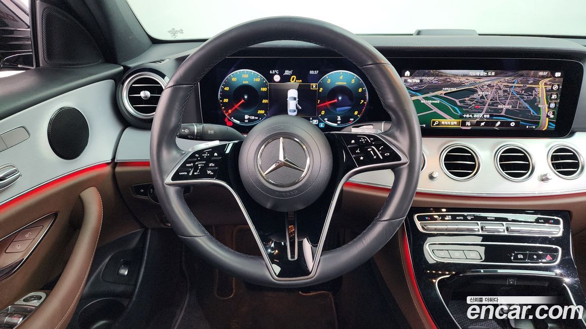 Mercedes-Benz E-Class 2021