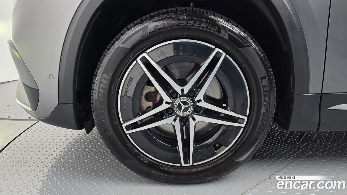 Mercedes-Benz EQA 2023