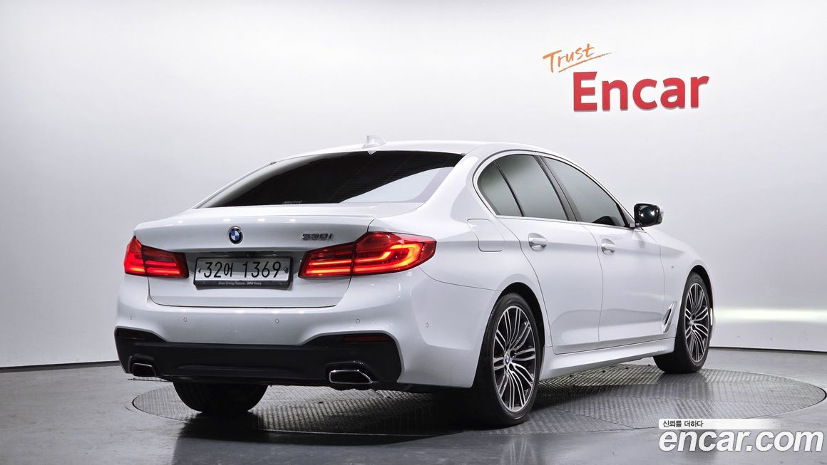 BMW 5-Series 2019