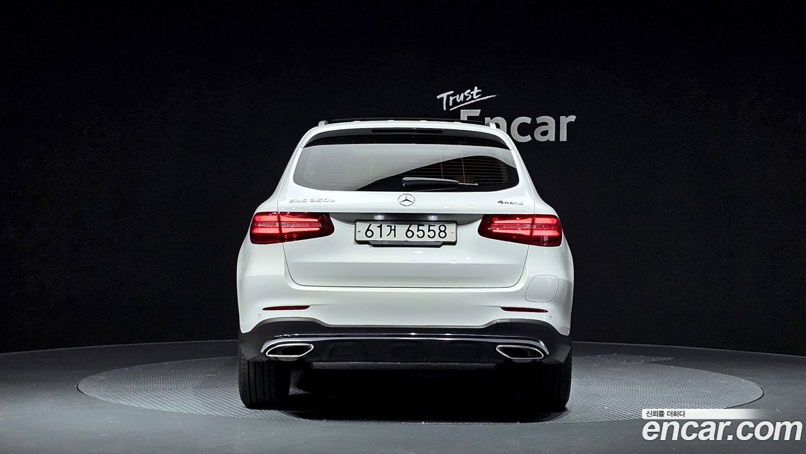 Mercedes-Benz GLC-Class 2019