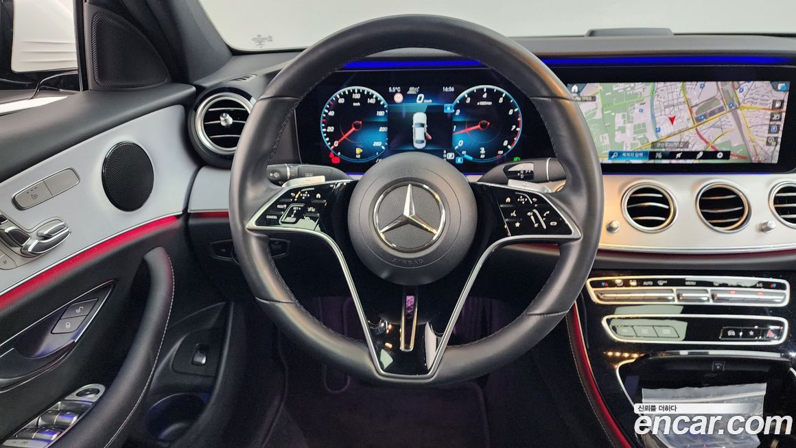 Mercedes-Benz E-Class 2021