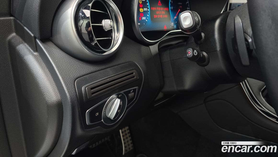 Mercedes-Benz GLC-Class 2021