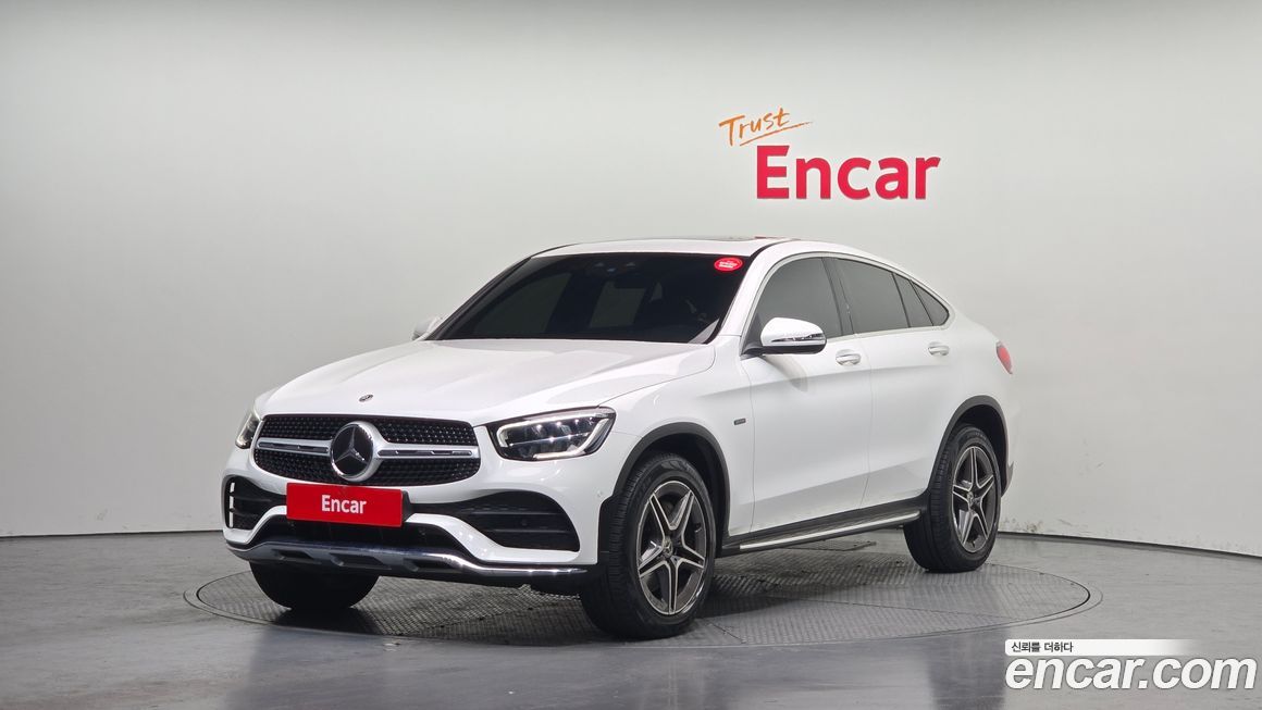 Mercedes-Benz GLC-Class 2021