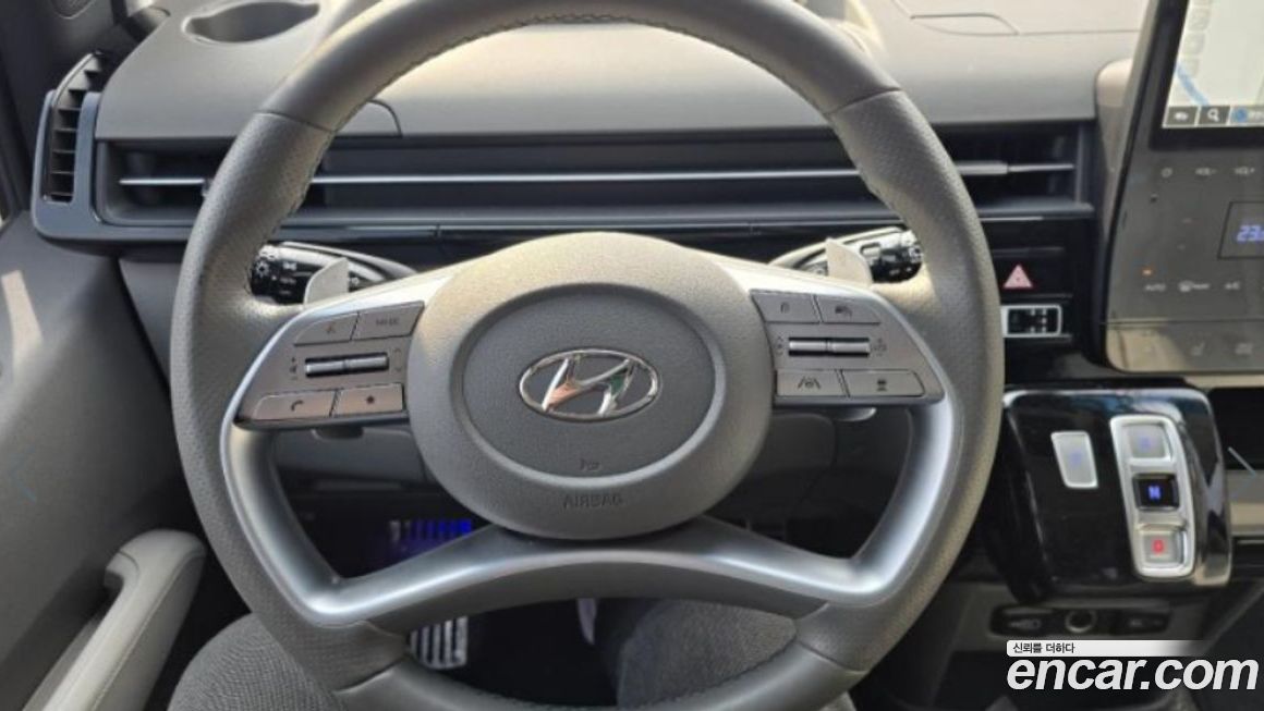Hyundai Staria 2023