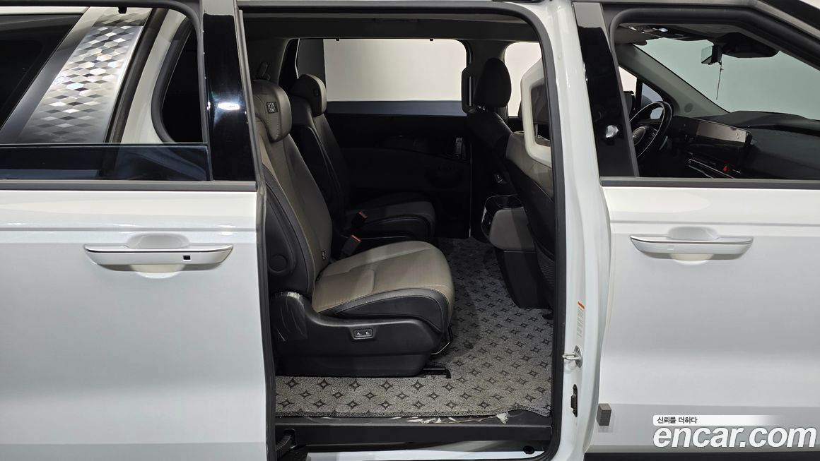 Kia Canival 2025