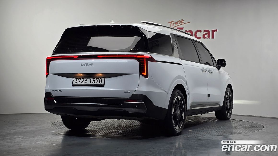 Kia Canival 2025