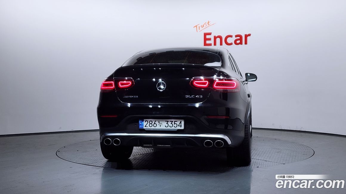 Mercedes-Benz GLC-Class 2021