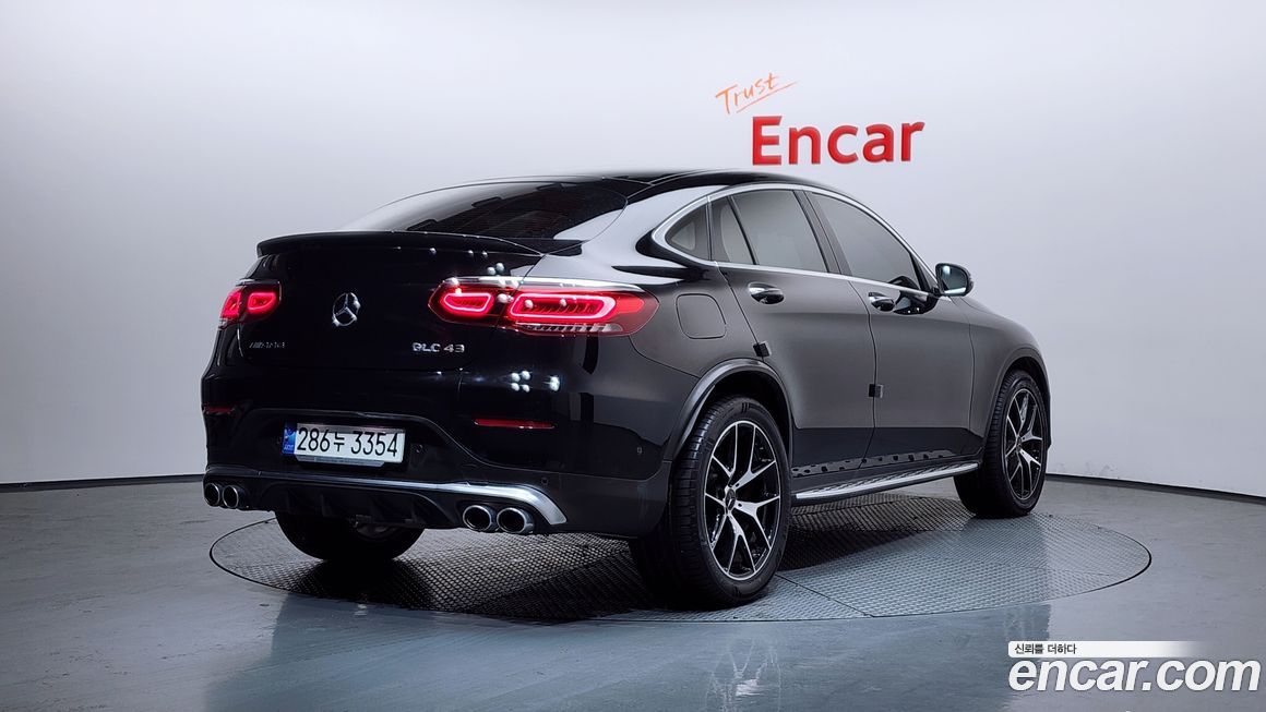 Mercedes-Benz GLC-Class 2021