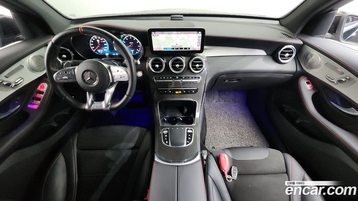 Mercedes-Benz GLC-Class 2021