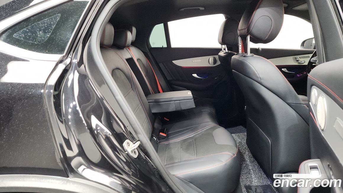 Mercedes-Benz GLC-Class 2021