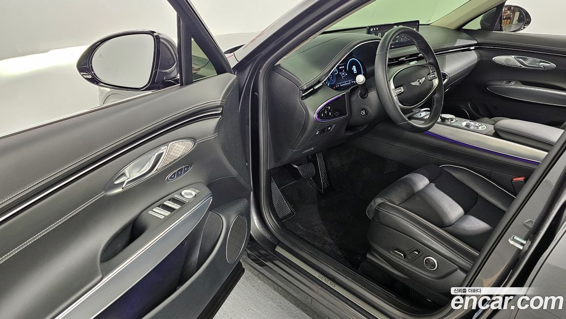 Genesis GV70 2023