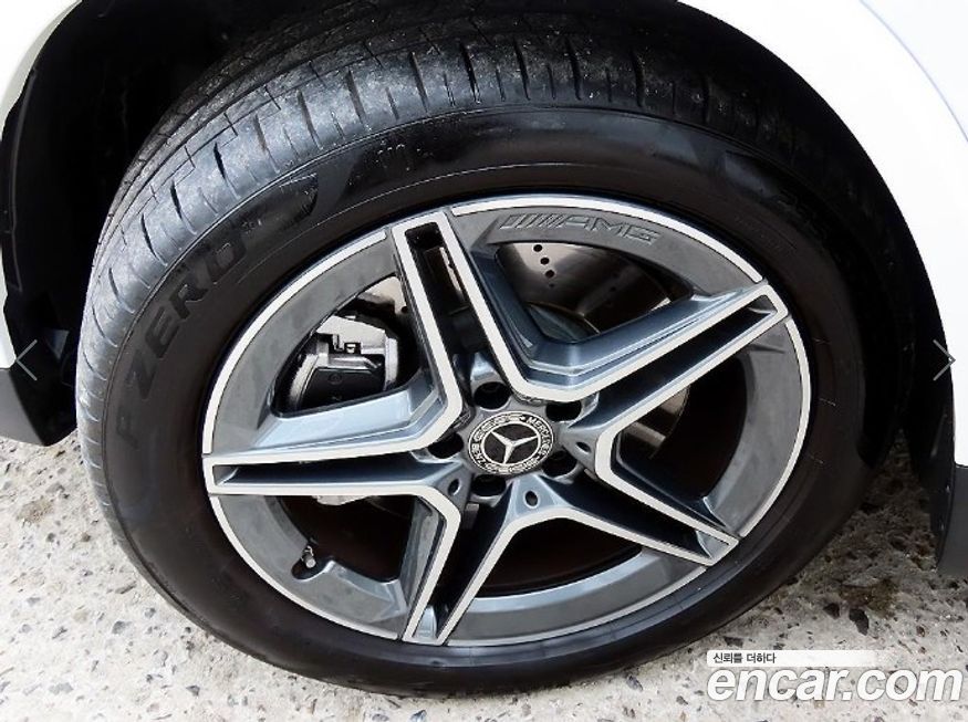 Mercedes-Benz GLA-Class 2025