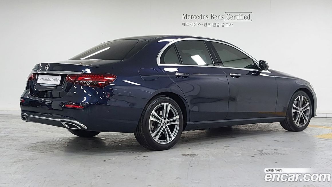 Mercedes-Benz E-Class 2023