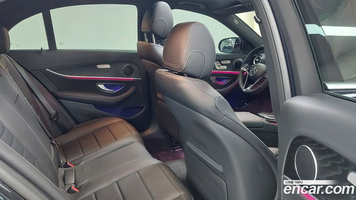Mercedes-Benz E-Class 2023