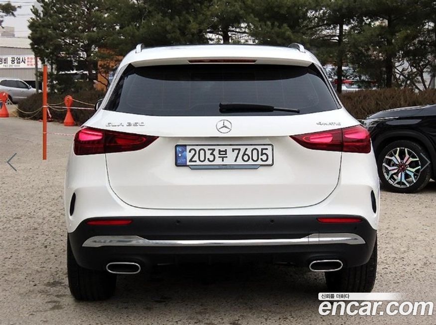 Mercedes-Benz GLA-Class 2025