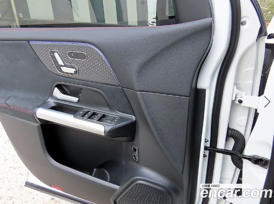 Mercedes-Benz GLA-Class 2025