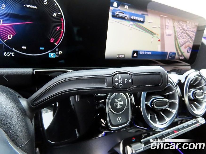 Mercedes-Benz GLA-Class 2025