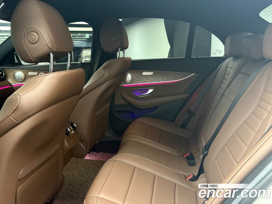 Mercedes-Benz E-Class 2023