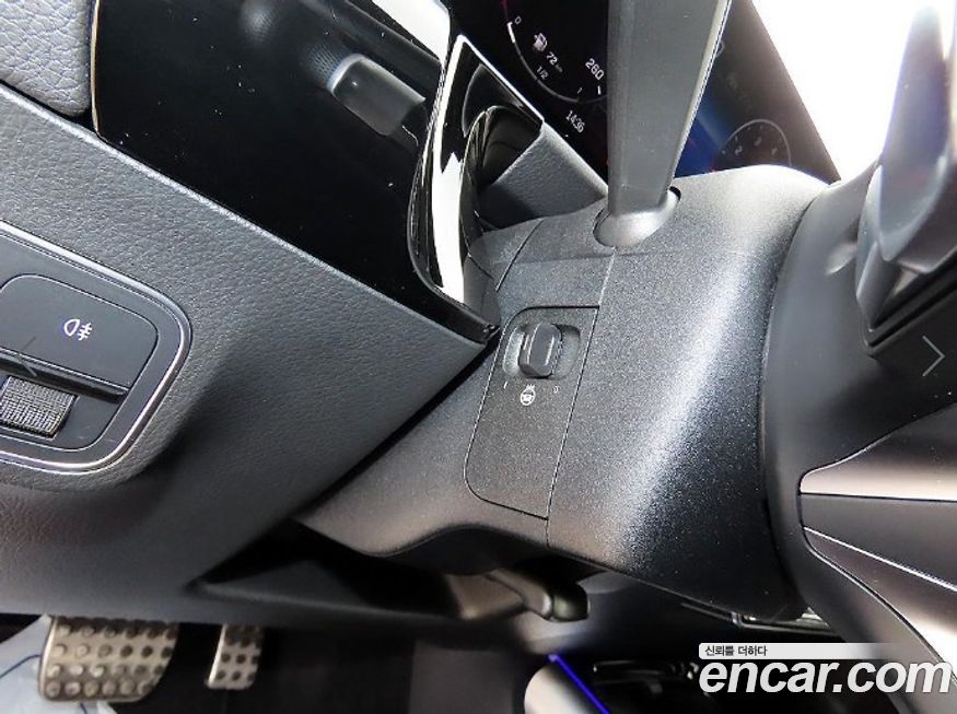 Mercedes-Benz GLA-Class 2025