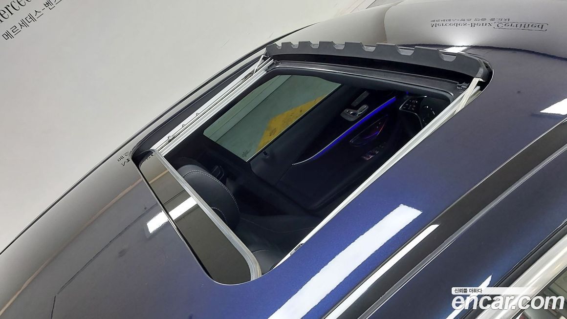 Mercedes-Benz E-Class 2023