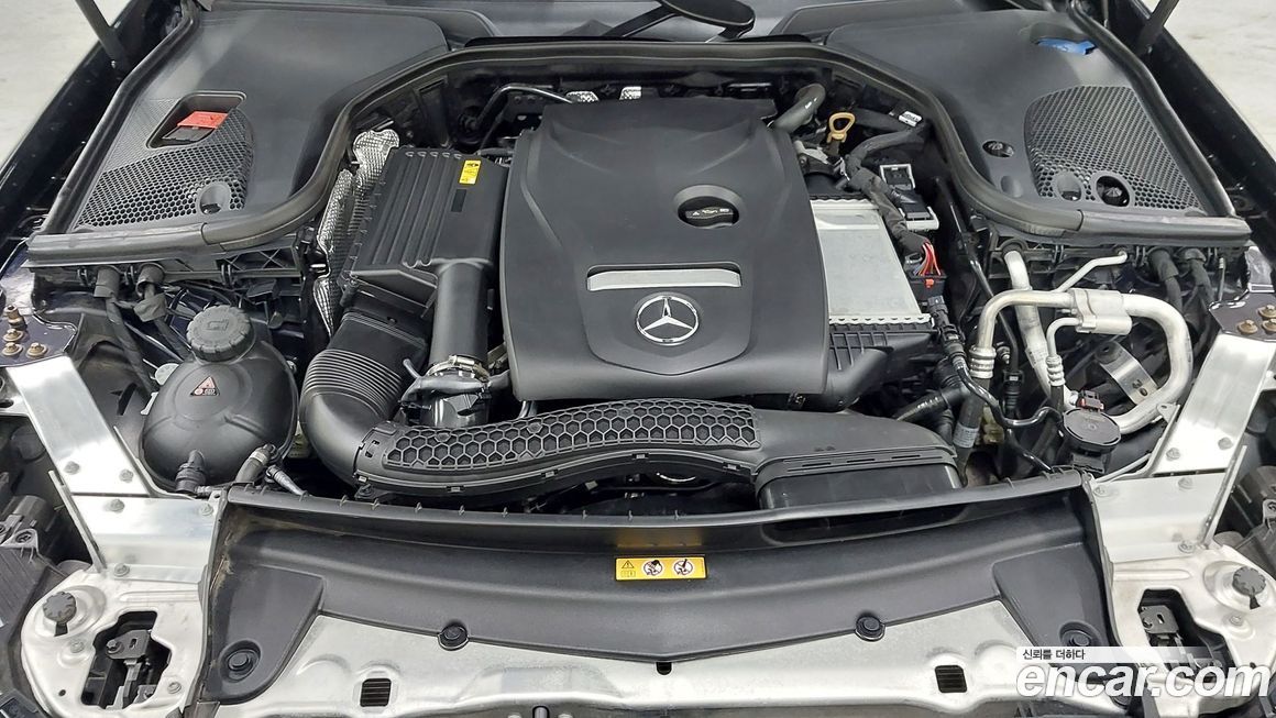 Mercedes-Benz E-Class 2023