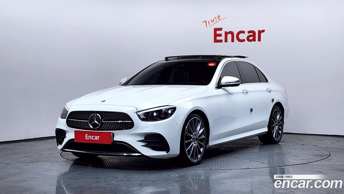 Mercedes-Benz E-Class 2022