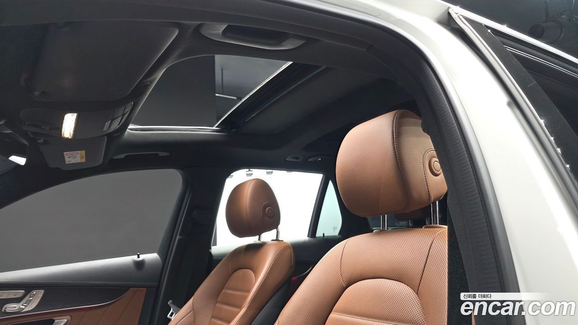 Mercedes-Benz GLC-Class 2022