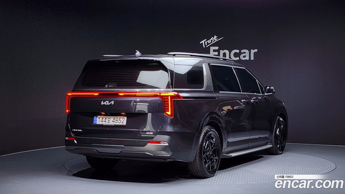 Kia Canival 2024